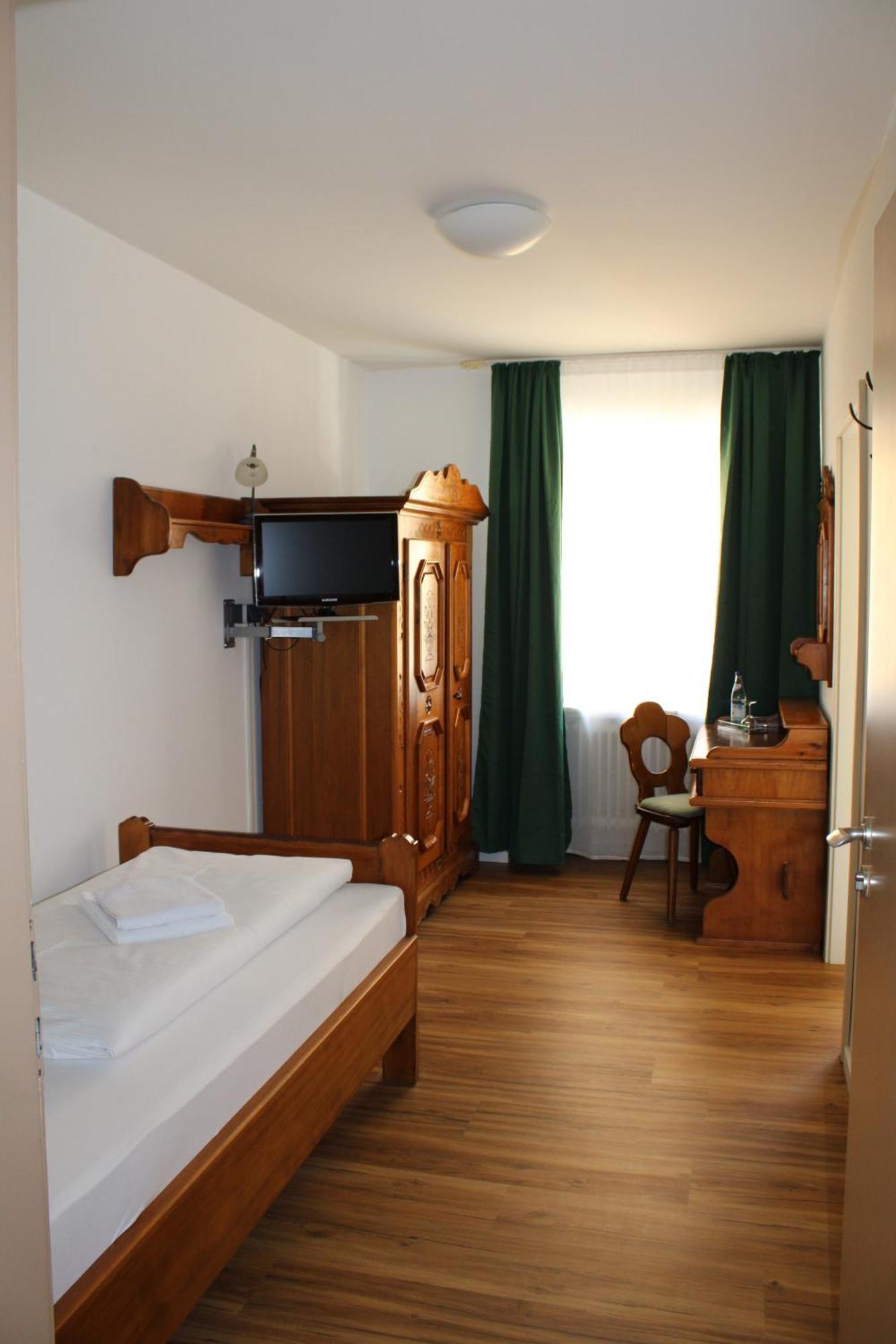 Gasthof Wolferstetter Vilshofen an der Donau Zewnętrze zdjęcie